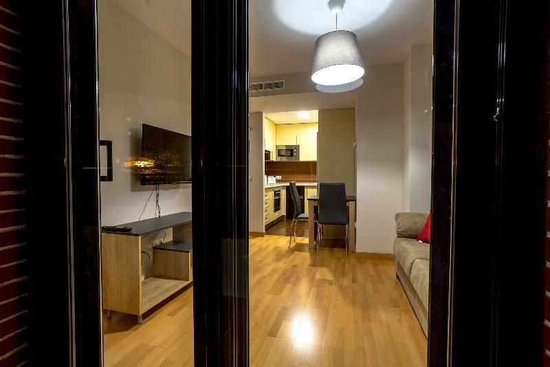 Soemn Apartments 알칼라데에나레스 외부 사진